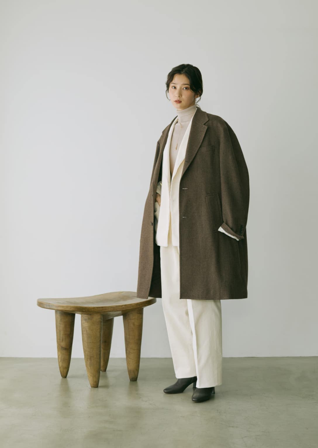 LOOK BOOK