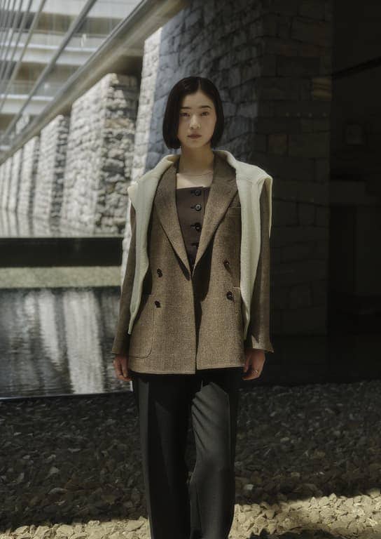 LOOK BOOK