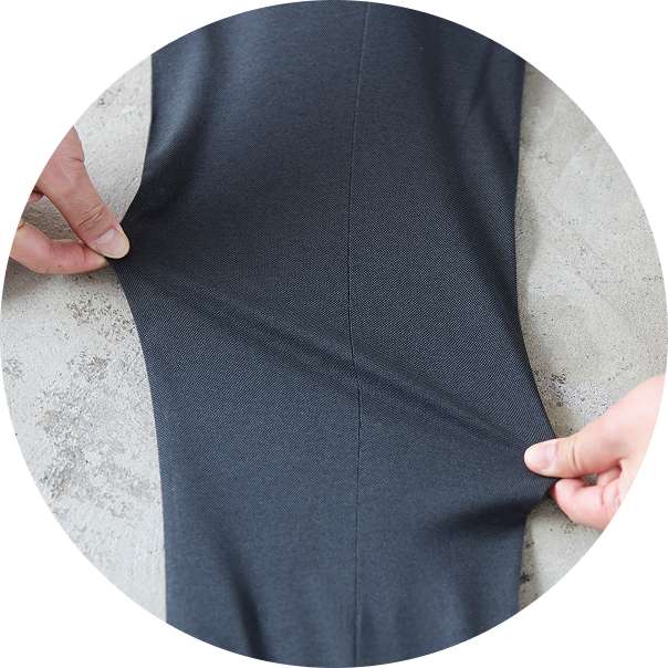 ジャージー素材で快適な動きをサポート