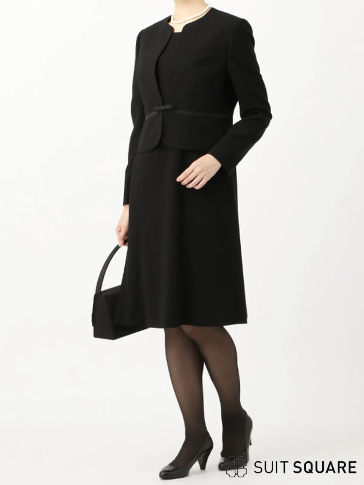 女性喪服