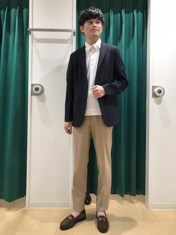 ポロシャツとジャケパンを合わせたコーディネート