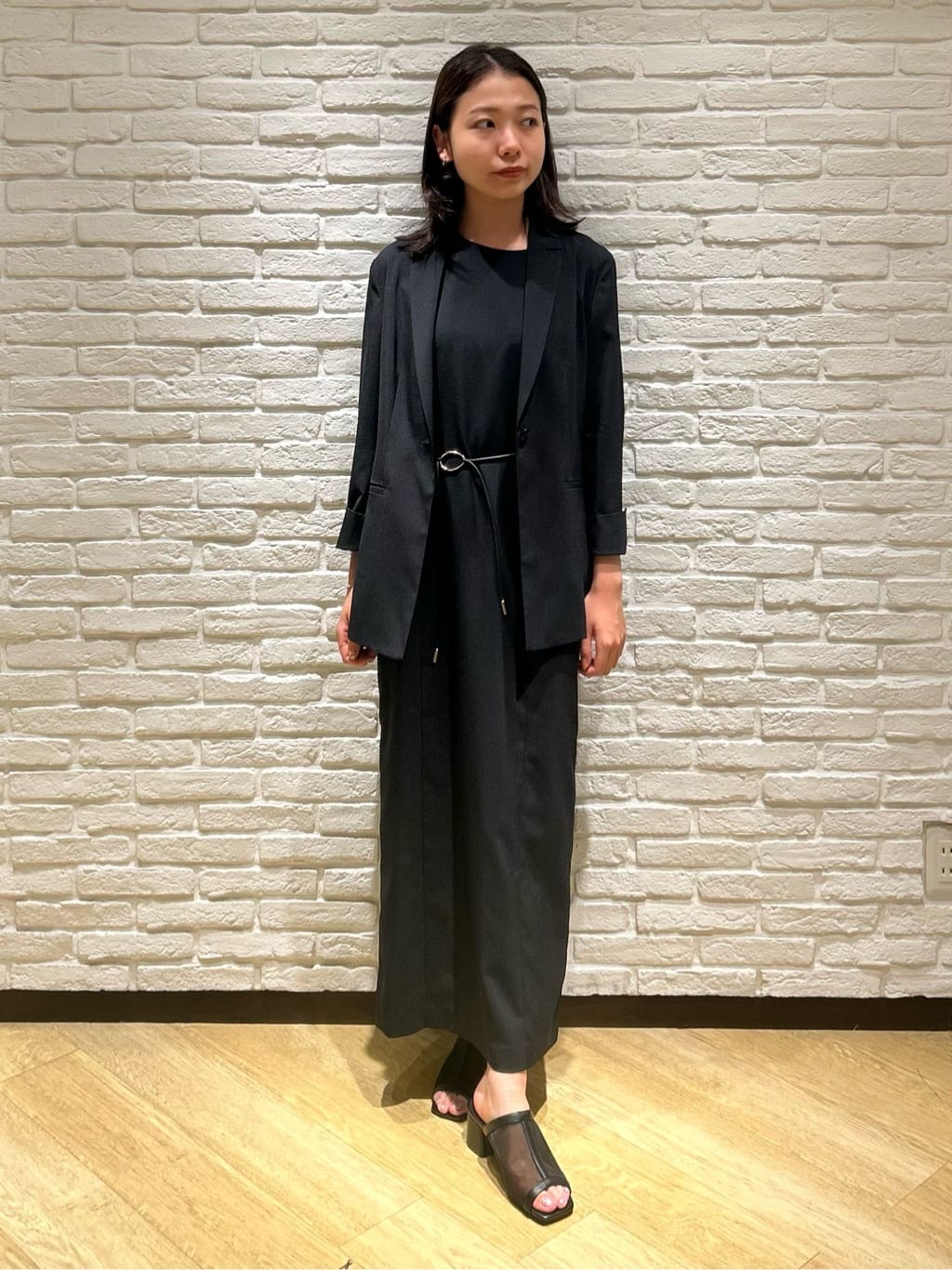外出・来客対応コーデ②