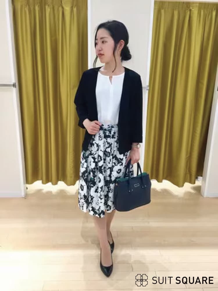 ジャケット ネイビー コーディネート