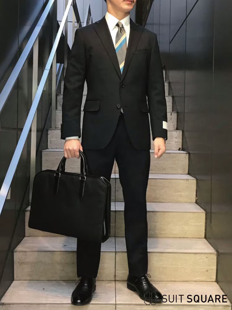 大学 入学式 スーツ 黒