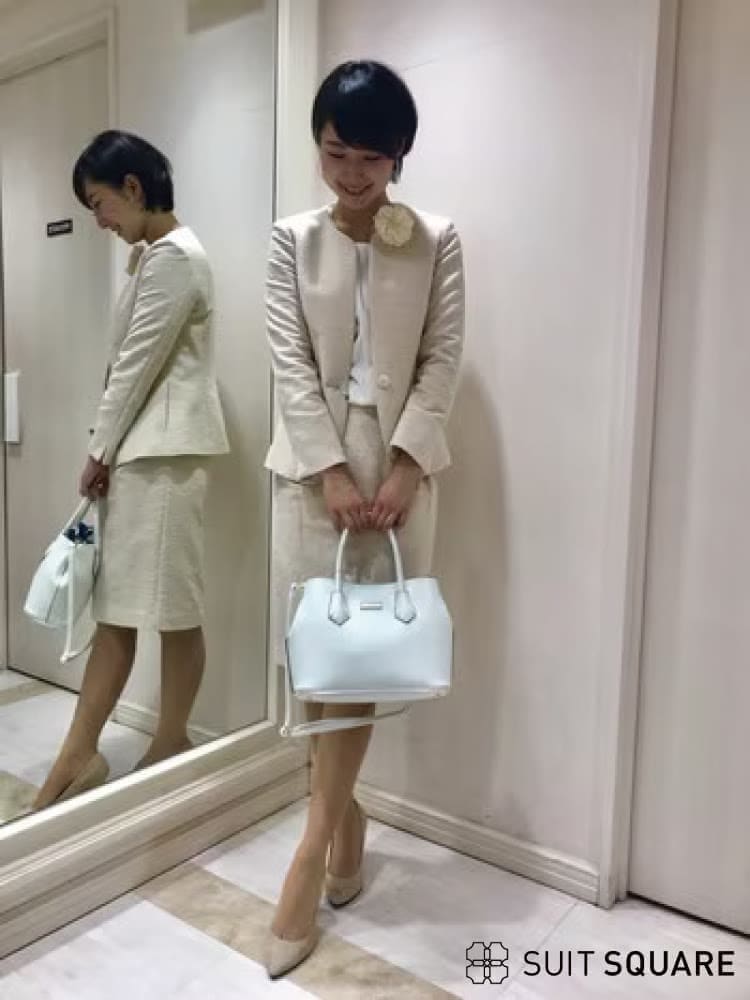 七五三 ママ スーツ ベージュ